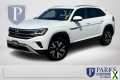 Photo Used 2022 Volkswagen Atlas Cross Sport SE