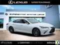 Photo Used 2023 Lexus ES 300h w/ Premium Package