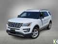 Photo Used 2016 Ford Explorer XLT