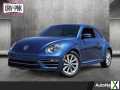 Photo Used 2017 Volkswagen Beetle 1.8T SE