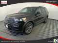 Photo Used 2022 Ford Explorer XLT w/ Equipment Group 202A