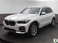 Photo Used 2023 BMW X5 xDrive40i w/ Premium Package