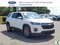 Photo Used 2023 Chevrolet Traverse LS w/ Safety Package