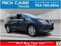 Photo Used 2016 Nissan Rogue SV w/ SV Premium Package