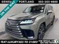 Photo Used 2022 Lexus LX 600 4WD w/ Luxury Package