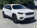 Photo Used 2023 Jeep Cherokee Altitude Lux