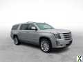 Photo Used 2019 Cadillac Escalade ESV Platinum