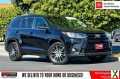 Photo Certified 2017 Toyota Highlander SE w/ Carpet Mat Package