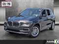 Photo Used 2022 BMW X5 sDrive40i w/ Premium Package