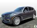 Photo Used 2021 BMW X5 xDrive40i w/ Convenience Package