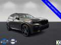 Photo Used 2022 BMW X5 sDrive40i w/ M Sport Package