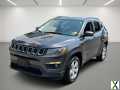 Photo Used 2021 Jeep Compass Latitude w/ Convenience Group