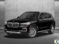 Photo Used 2022 BMW X5 xDrive40i w/ M Sport Package