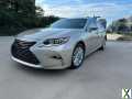 Photo Used 2017 Lexus ES 350 w/ Premium Package