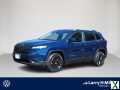 Photo Used 2018 Jeep Cherokee Latitude Plus w/ Comfort/Convenience Group