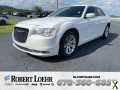 Photo Used 2018 Chrysler 300 Touring L