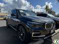 Photo Used 2022 BMW X5 sDrive40i w/ Premium Package