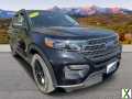 Photo Used 2022 Ford Explorer XLT w/ Class IV Trailer Tow Package