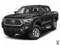 Photo Used 2019 Toyota Tacoma TRD Off-Road