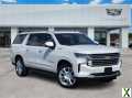 Photo Used 2022 Chevrolet Suburban High Country w/ Premium Package 2