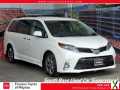 Photo Certified 2018 Toyota Sienna SE w/ Carpet Mat Package