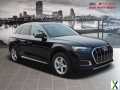 Photo Used 2021 Audi Q5 2.0T Premium w/ Convenience Package