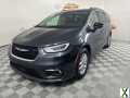 Photo Used 2021 Chrysler Pacifica Touring-L