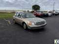 Photo Used 2001 Cadillac De Ville w/ Comfort/Convenience Pkg