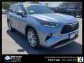 Photo Used 2022 Toyota Highlander Platinum