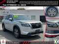 Photo Used 2023 Nissan Pathfinder Platinum