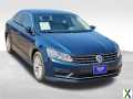 Photo Used 2018 Volkswagen Passat 2.0T SE