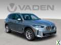 Photo Used 2024 BMW X5 sDrive40i w/ Premium Package