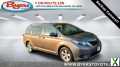 Photo Used 2011 Toyota Sienna LE