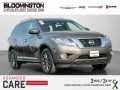 Photo Used 2016 Nissan Pathfinder SL w/ SL Premium Package