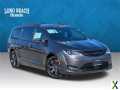 Photo Used 2020 Chrysler Pacifica Limited w/ Advanced Safetytec Group