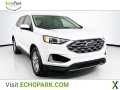 Photo Used 2022 Ford Edge SEL