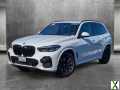 Photo Used 2022 BMW X5 xDrive45e w/ M Sport Package