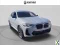 Photo Used 2022 BMW X4 M40i w/ Premium Package