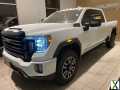 Photo Used 2022 GMC Sierra 2500 AT4 w/ Gooseneck/5TH Wheel Package