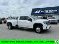 Photo Used 2022 GMC Sierra 3500 Denali w/ Denali Ultimate Package