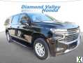 Photo Used 2023 Chevrolet Suburban LT