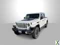 Photo Used 2022 Jeep Gladiator Overland w/ Popular Equipment Package