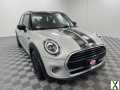 Photo Used 2021 MINI Cooper 4-Door Hardtop