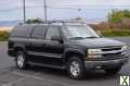 Photo Used 2005 Chevrolet Suburban LT w/ Preferred Equipment Group