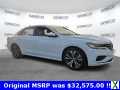 Photo Used 2020 Volkswagen Passat 2.0T SEL