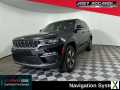 Photo Used 2022 Jeep Grand Cherokee Limited 4xe