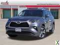Photo Used 2024 Toyota Highlander XLE