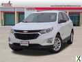 Photo Used 2021 Chevrolet Equinox LS w/ LS Convenience Package