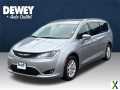 Photo Used 2020 Chrysler Pacifica Touring-L