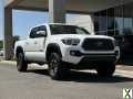 Photo Used 2022 Toyota Tacoma TRD Off-Road